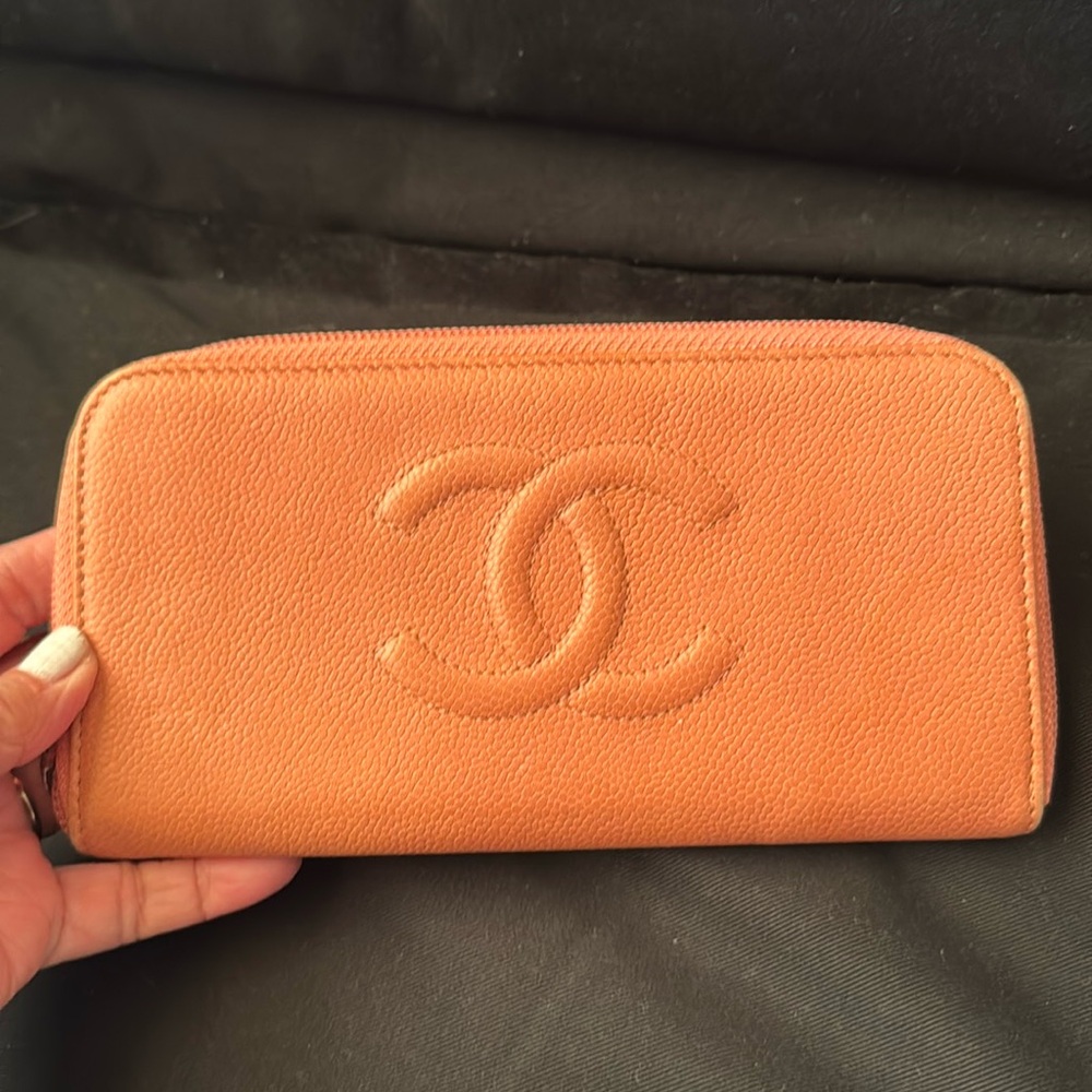 Chanel Caviar long zippy wallet